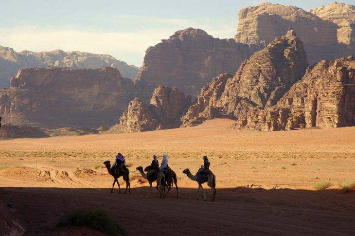 khám phá, khám phá sa mạc đỏ tựa sao hỏa tại sa mạc wadi rum