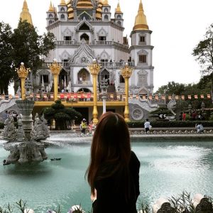 Đẹp ngỡ ngàng với ngôi chùa Thái Lan ở Sài Gòn