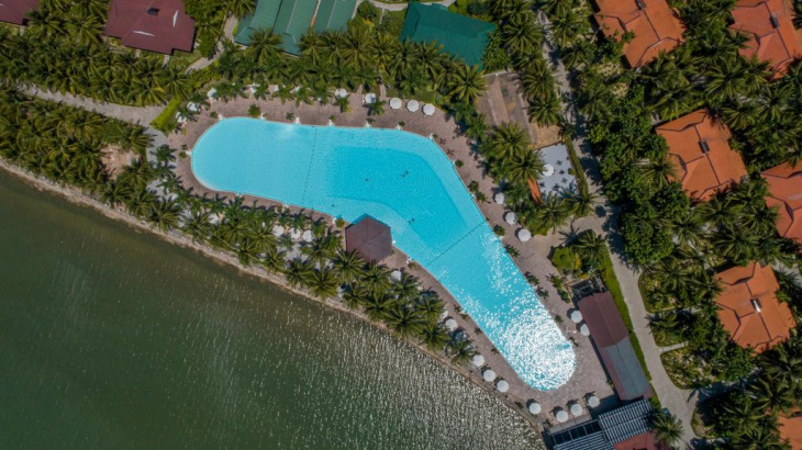 Diamond Bay Resort – viên kim cương trên bãi biển Nha Trang