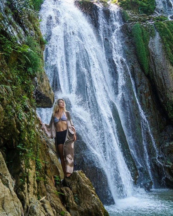 Mùa hè này tới thác Gò Lào Mai Châu tắm mát, hít thở không khí trong lành