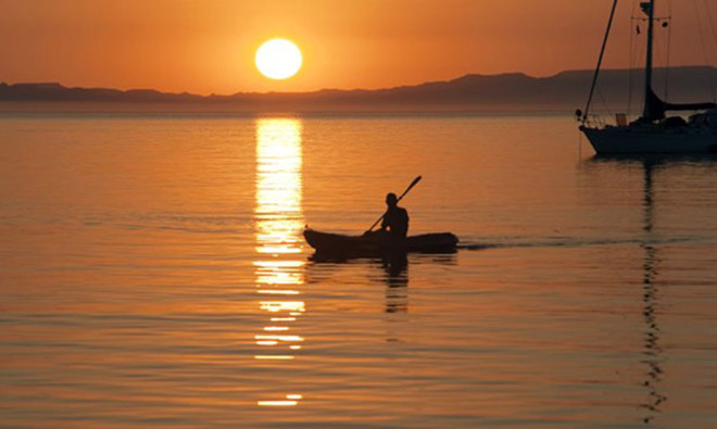 điểm đến du lịch, chèo thuyền kayak, du lịch biển, du lịch khám phá, du lịch bằng thuyền, việt nam và tốp điểm đến cho dân mê chèo thuyền kayak