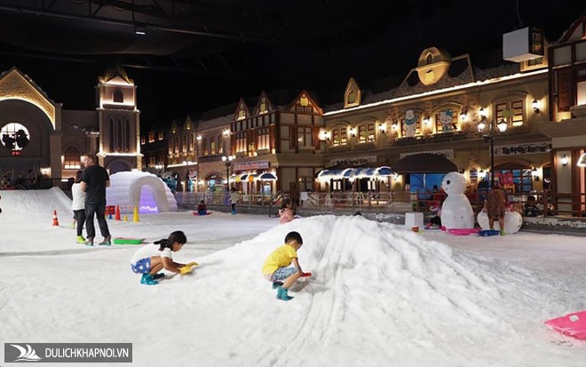 tham quan sài gòn, chùa ngọc hoàng, địa đạo củ chi, snow town sài gòn, 6 địa điểm tham quan khi du lịch sài gòn cực kì ấn tượng (p2)