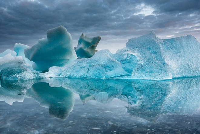 Ngắm núi băng 3 vạn năm tuổi cổ nhất thế giới