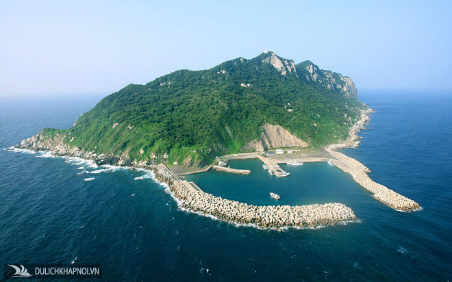 hòn đảo kỳ lạ, hòn đảo okinoshima, địa điểm linh thiêng, đảo dành cho đàn ông, hòn đảo kỳ lạ, chỉ đón tiếp đàn ông, cấm tiệt phụ nữ