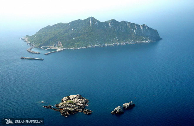 hòn đảo kỳ lạ, hòn đảo okinoshima, địa điểm linh thiêng, đảo dành cho đàn ông, hòn đảo kỳ lạ, chỉ đón tiếp đàn ông, cấm tiệt phụ nữ