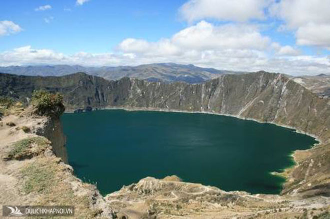 hồ núi lửa, khám phá hồ núi lửa, du lịch khám phá, điêu đứng trước vẻ đẹp 10 hồ núi lửa đẹp ngất ngây