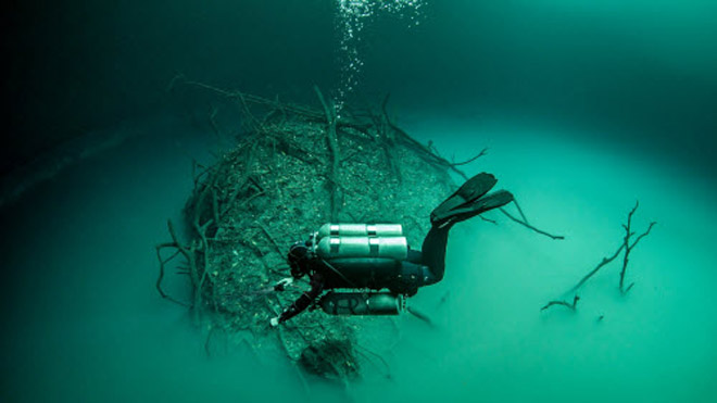 hồ nước ngầm bí ẩn ở mexico, khám phá hồ nước ngầm, du lịch khám phá mexico, hồ nước ngầm bí ẩn, khám phá hồ nước ngầm bí ẩn ở mexico