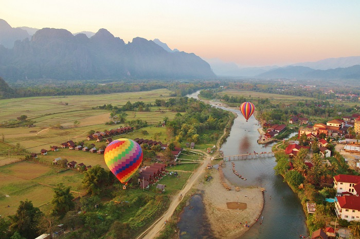 Kinh nghiệm du lịch Vang vieng - thị trấn xinh đẹp nổi tiếng của Lào