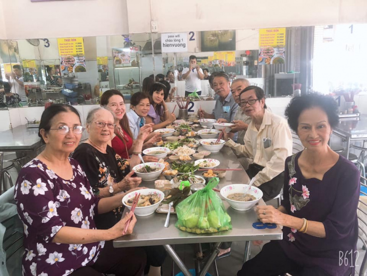 cháo lòng ngon, cháo lòng giá rẻ, cháo lòng sài gòn, cháo lòng, nhà hàng, top 10 quán cháo lòng ngon và rẻ nhất sài gòn