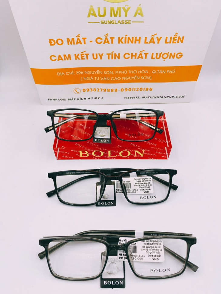 Top 6 cửa hàng mắt kính uy tín, chất lượng nhất quận Tân Phú