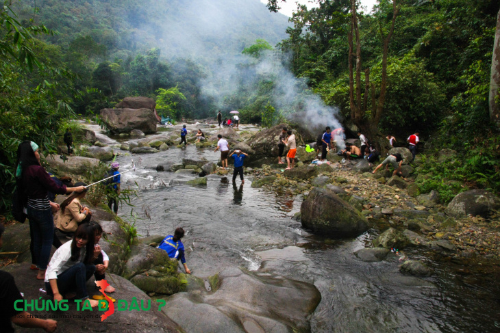 Khám phá suối Kẹm La Bằng – Đại Từ Thái Nguyên