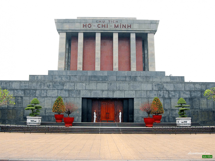 Top những điểm tham quan nổi tiếng tại Hà Nội