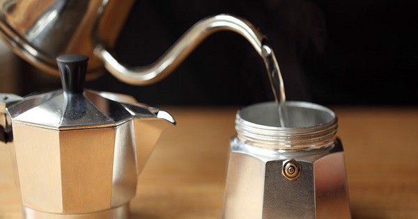 cà phê, quán cà phê, 7 bước cần lưu ý để pha cà phê bằng ấm pha cà phê moka