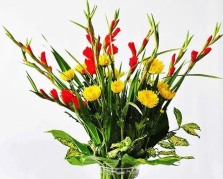 cách cắm hoa cúc, nghệ thuật cắm hoa, cách cắm hoa cúc đẹp, kiến thức, kỹ năng, kỹ năng mềm, gợi ý 5 cách cắm hoa cúc đẹp cho không gian phòng khách thêm rực rỡ