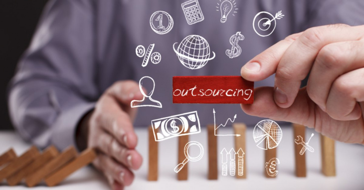outsource là gì, kiến thức, marketing, outsource là gì? tại sao doanh nghiệp cần lựa chọn outsource