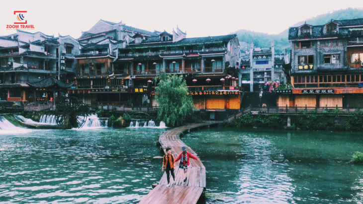 Du lịch Phượng Hoàng cổ trấn Trung Quốc