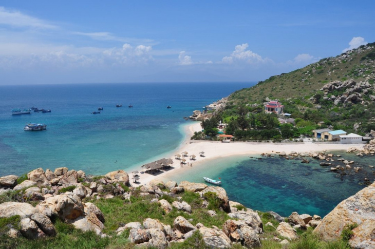 Khám phá top 5 địa điểm du lịch biển Việt Nam dành cho mùa hè này