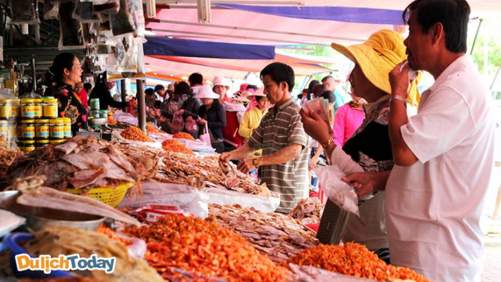 hạ long, quảng ninh, top 5 khu chợ hạ long chuyên bán đặc sản