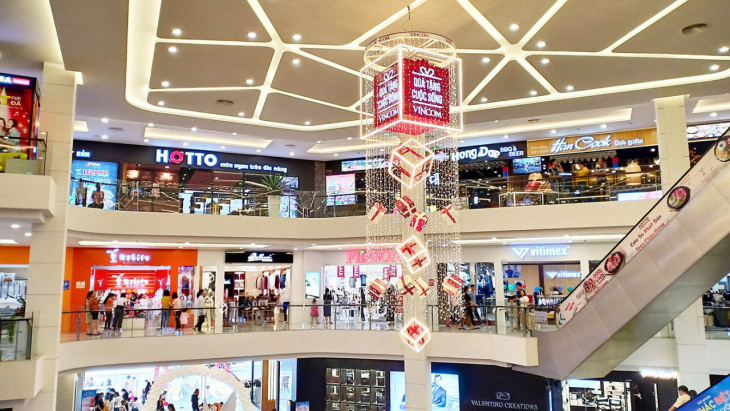 Top 8 siêu thị Hạ Long: địa điểm mua sắm, vui chơi lý tưởng