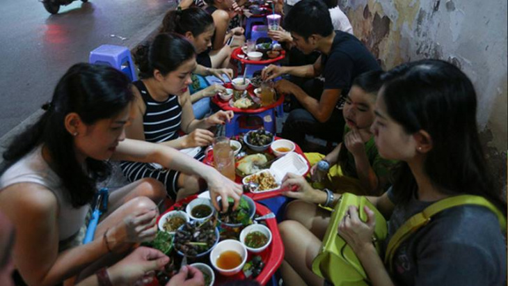 Điểm danh 10 quán ăn ngon gần chợ Đà Lạt thuận cả đôi đường