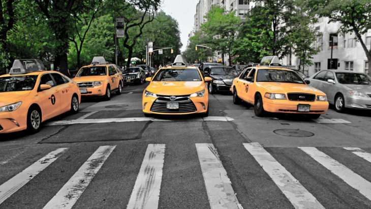 Bỏ túi Top 9 taxi Hạ Long giá rẻ an toàn, uy tín và giá cước mới nhất