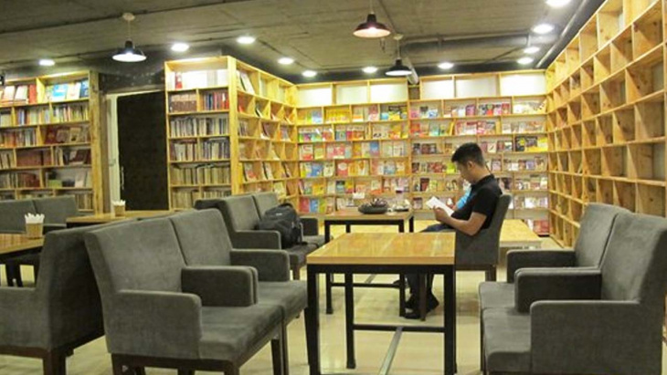 hà nội, top 10 quán cafe sách hà nội có nhiều sách hay nhất 2022