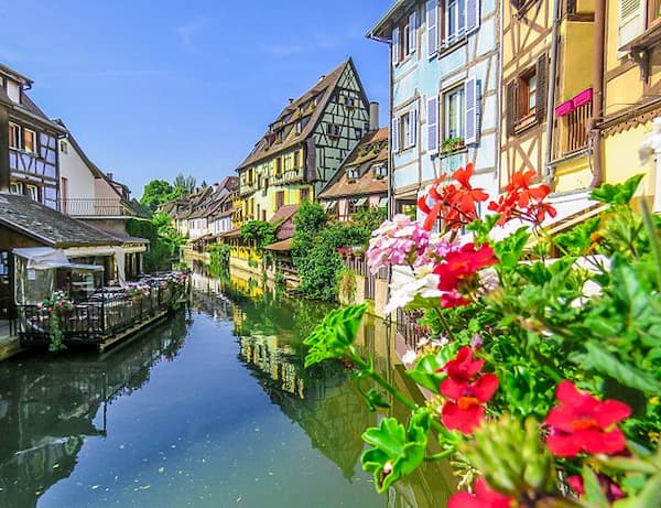Làng Colmar – ngôi làng Trung cổ xinh xắn ở Pháp