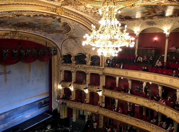 châu âu, khám phá, nhà hát opera zurich – nhà hát opera lớn nhất thế giới