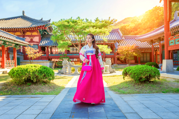 Kinh nghiệm chọn trang phục nên mặc khi đi du lịch Hàn Quốc mùa thu Đẹp mà Chất