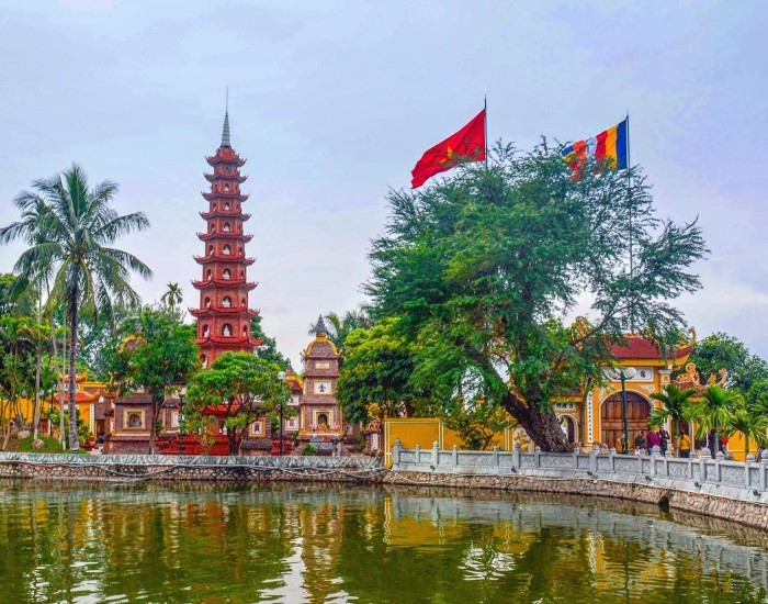 Check in 11 ngôi chùa thiêng đầu năm cầu gì được nấy ở Hà Nội