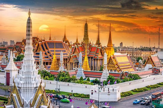 Du lịch Thái Lan và những góc ảnh rực rỡ sắc màu trong năm mới