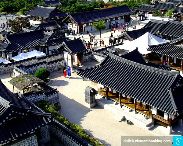 Thăm những ngôi làng cổ xinh đẹp ở Hàn Quốc