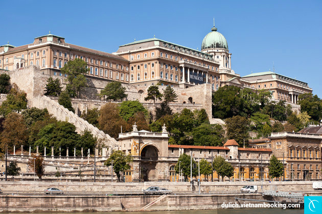 Du lịch Hungary khám phá vẻ đẹp thủ đô Budapest