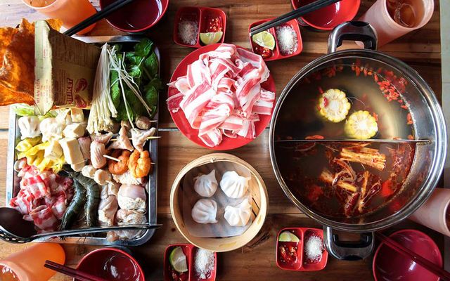 khám phá, trải nghiệm, nhà hàng yixin – lẩu hồng kông: hương vị ẩm thực đường phố hồng kông giữa lòng hà nội