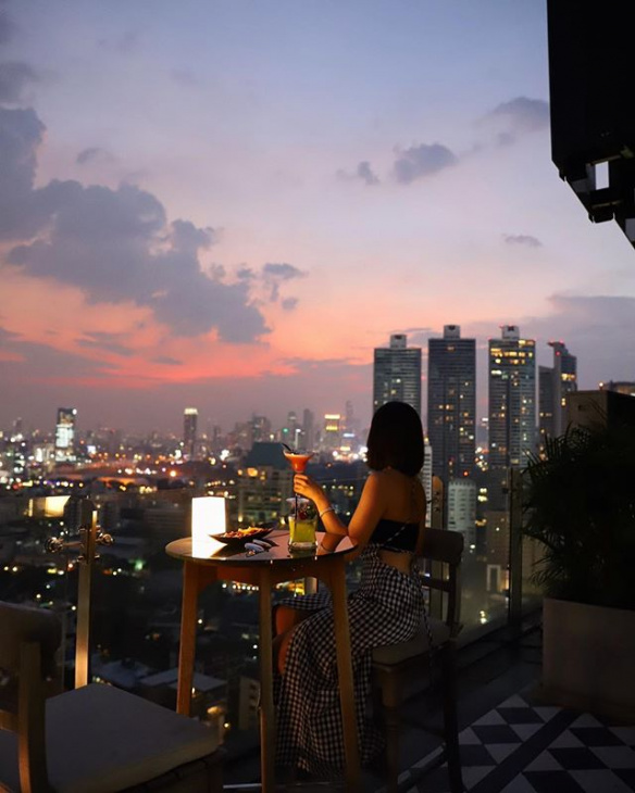 khám phá, trải nghiệm, chơi gì ở bangkok: rủ rê hội bạn thân quẩy xuyên đêm tại các bar chill nhất