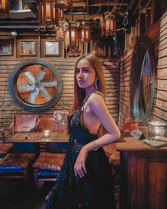 khám phá, trải nghiệm, chơi gì ở bangkok: rủ rê hội bạn thân quẩy xuyên đêm tại các bar chill nhất