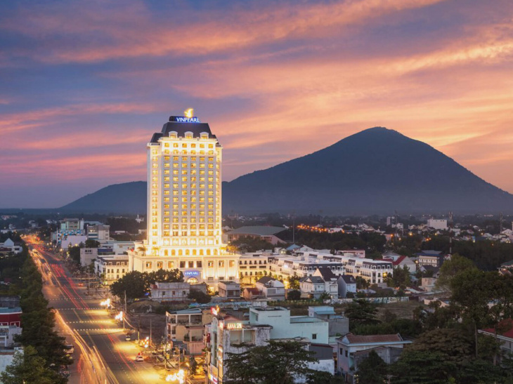 Khách sạn Tây Ninh: Top 5 địa điểm lưu trú lý tưởng khi ghé thăm vùng đất Tây Nam Bộ