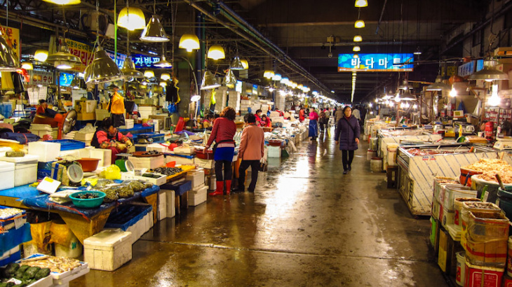 Ăn King Crab ở Noryangjin – Chợ hải sản lớn nhất Seoul