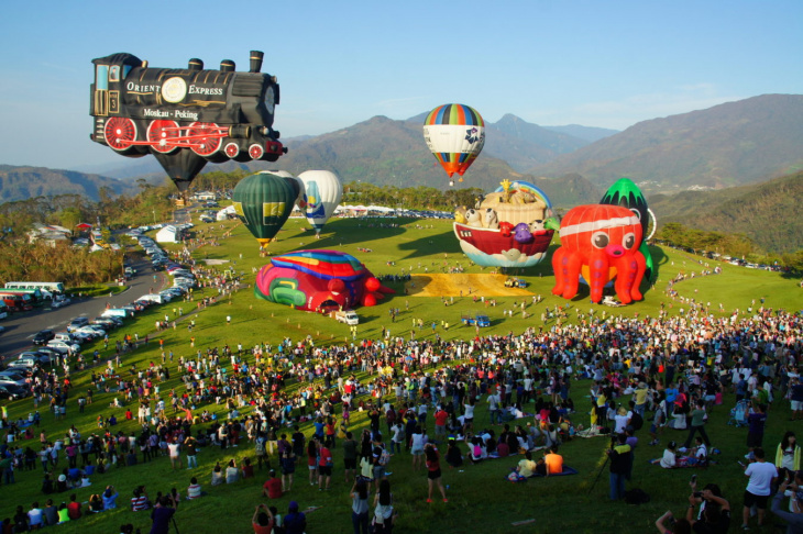 Du lịch tự túc Đài Loan: Tham gia lễ hội khinh khí cầu siêu hoành tráng ở Đài Đông