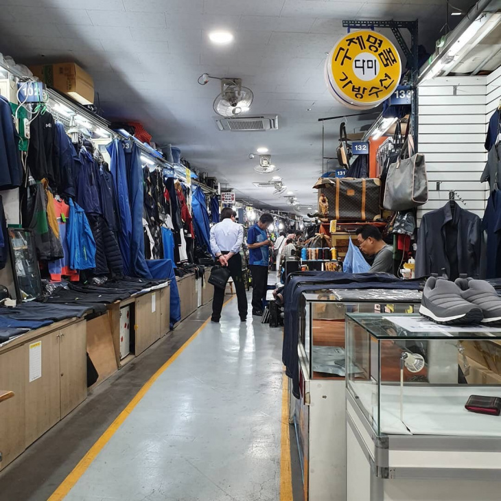 khám phá, trải nghiệm, những khu chợ bán đồ second-hand cực chất ở seoul