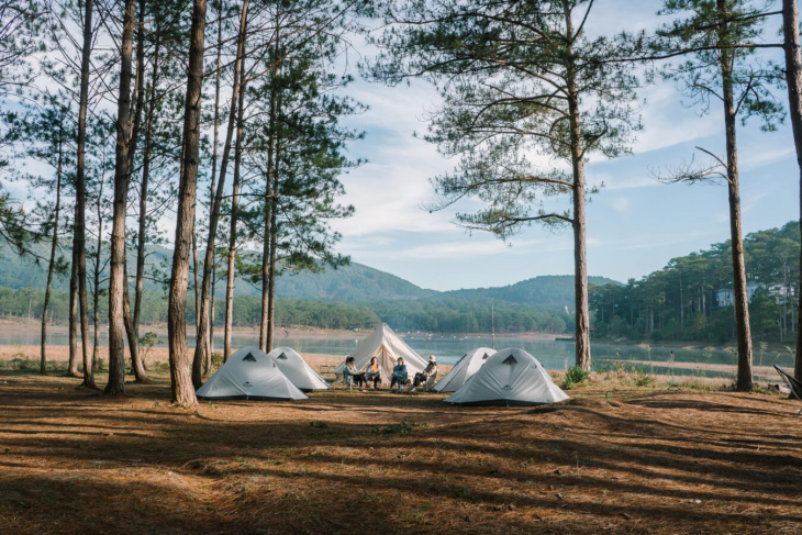 khám phá, trải nghiệm, cắm trại chill hết cỡ với gợi ý các địa điểm có view tự nhiên