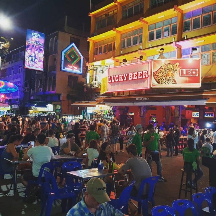 khám phá, trải nghiệm, black friday, kinh nghiệm du lịch bangkok thái lan: càn quét 5 khu chợ đêm nổi tiếng nhất