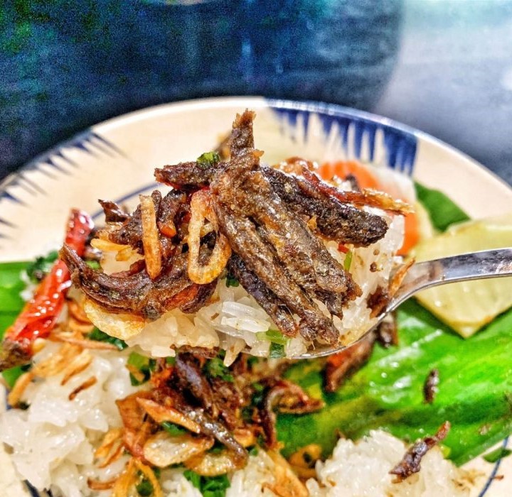 Ăn gì ở Nha Trang: 10 món ăn phải thử, gợi ý bởi người dân địa phương