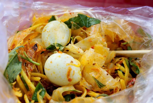 Những món ăn và địa chỉ ăn ngon nổi tiếng ở Sài Gòn