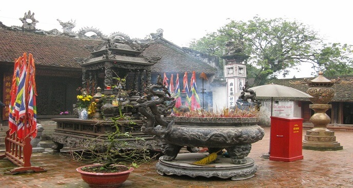 Cẩm nang du lịch đền Trần Nam Định xin ấn lễ đền