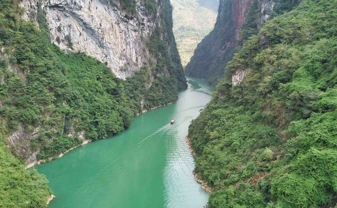 Sông Nho Quế – Sững sờ trước vẻ đẹp tuyệt tác đến mê hồn của Hà Giang