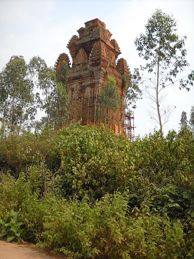 Tháp Cánh Tiên ở Bình Định cổ kính