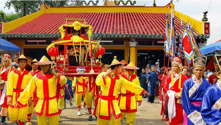 Top 5 khu du lịch tâm linh nổi tiếng nhất Việt Nam