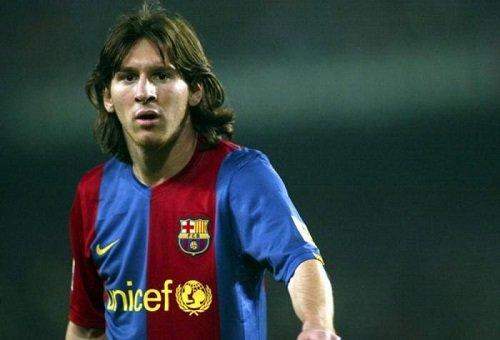 chăm sóc tóc, làm đẹp, kiểu tóc của messi đã thay đổi như thế nào trong 10 năm 