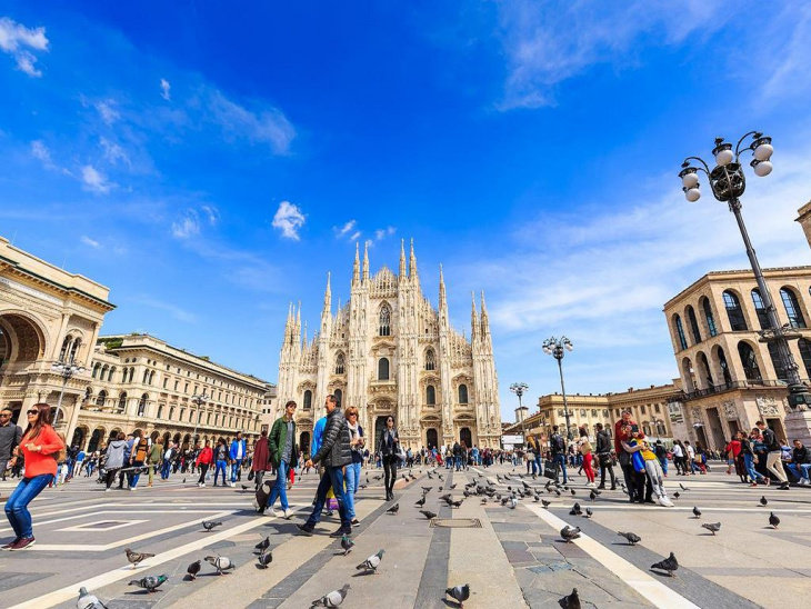 Tham quan 4 quảng trường nổi tiếng ở Ý
